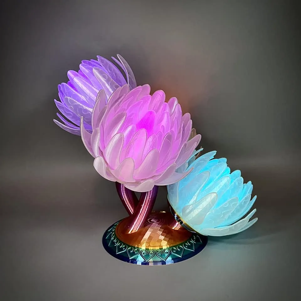 Lotus Lamp, photo 4 of 4 - Table & Desk Lamps, led