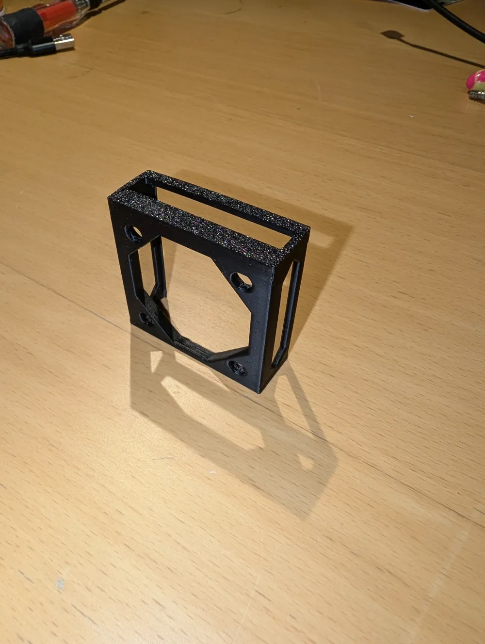 LSI 9300-8i Fan Bracket, photo 3 of 4 - LSI 9300-8i Fan Bracket Mobile & Device Accessories
