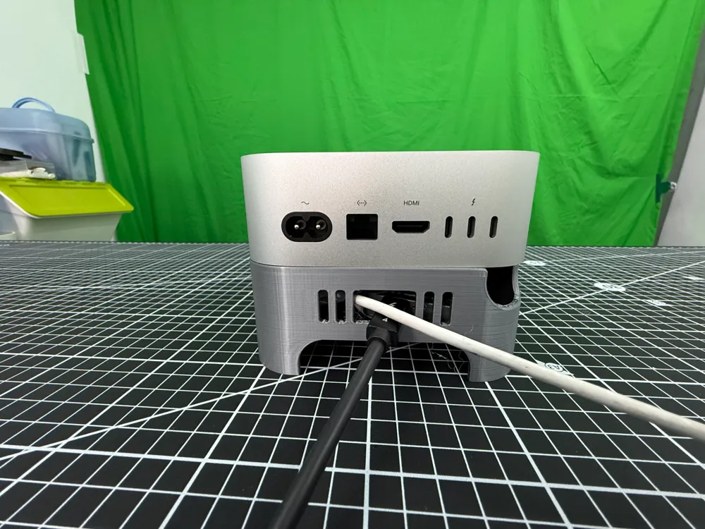 Mac Mini M4 Base with USB SSD and Hub Slot, photo 3 of 4 - Mac Mini M4 Base with USB SSD and Hub Slot Mobile & Device Accessories