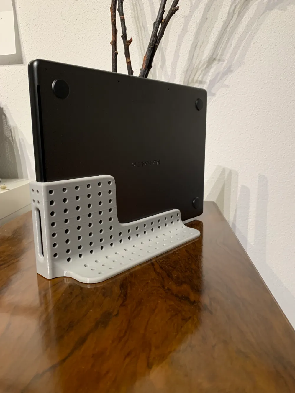 MacBook Pro Stand 2024: 14-inch, photo 2 of 4 - MacBook Pro Stand 2024: 14-inch Household