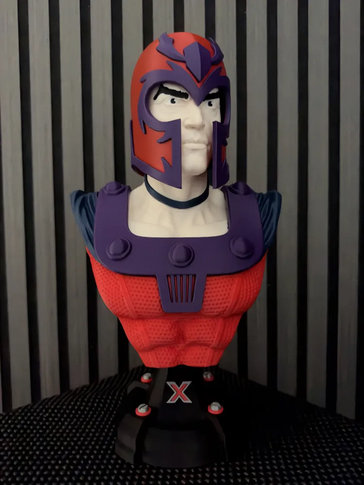 Magneto Bust, photo 2 of 4 - Magneto Bust Props & Cosplays