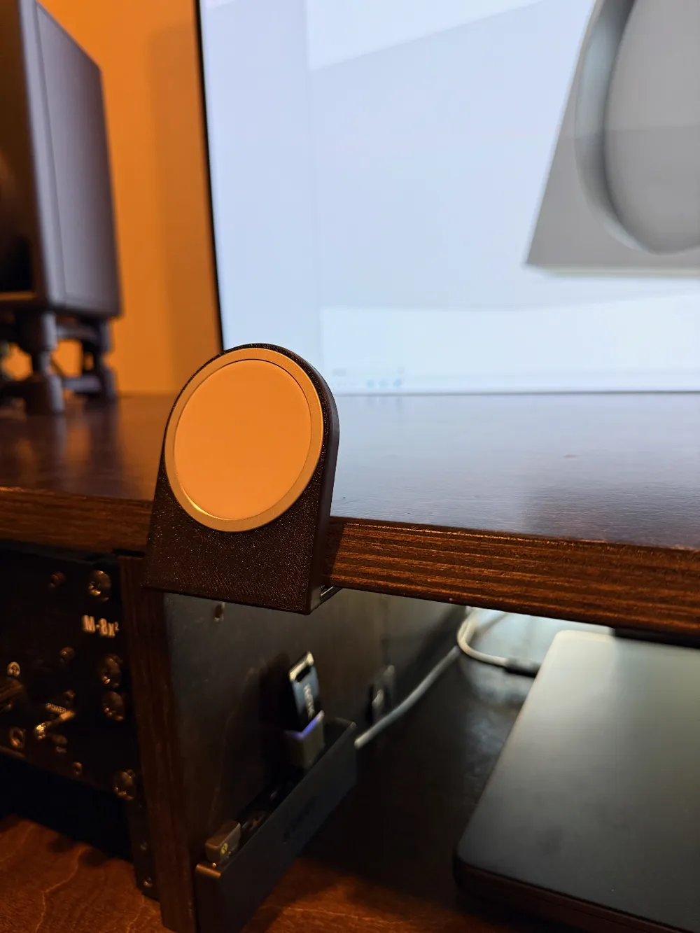 Magsafe Desk Mount, photo 2 of 4 - Magsafe Desk Mount Hobby & DIY