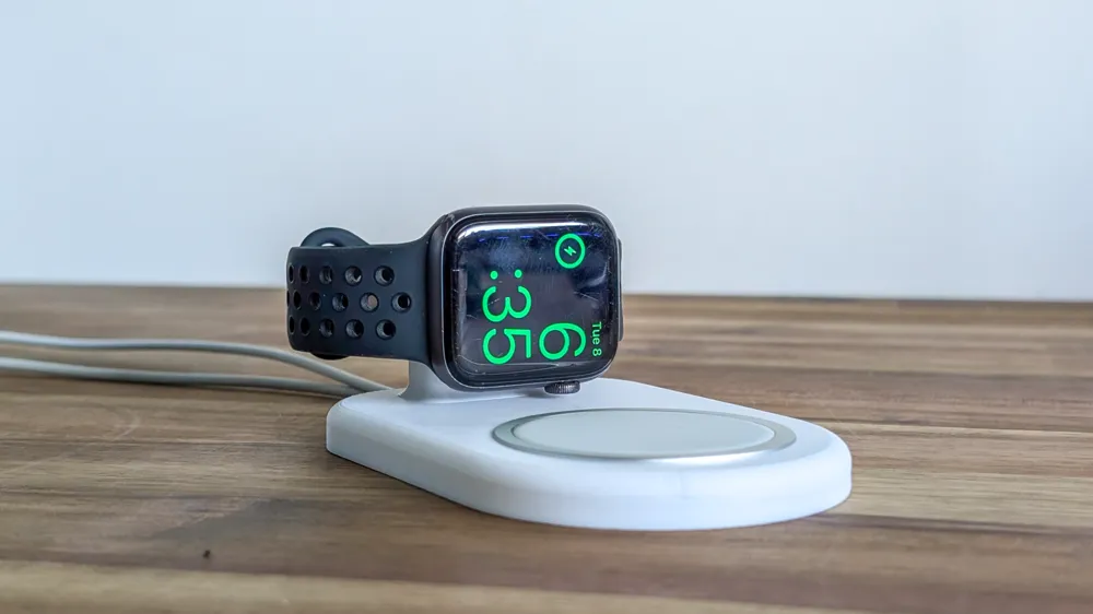 Magsafe flat dock for iPhone & Watch/Airpods, photo 4 of 4 - Magsafe flat dock for iPhone & Watch/Airpods Tools