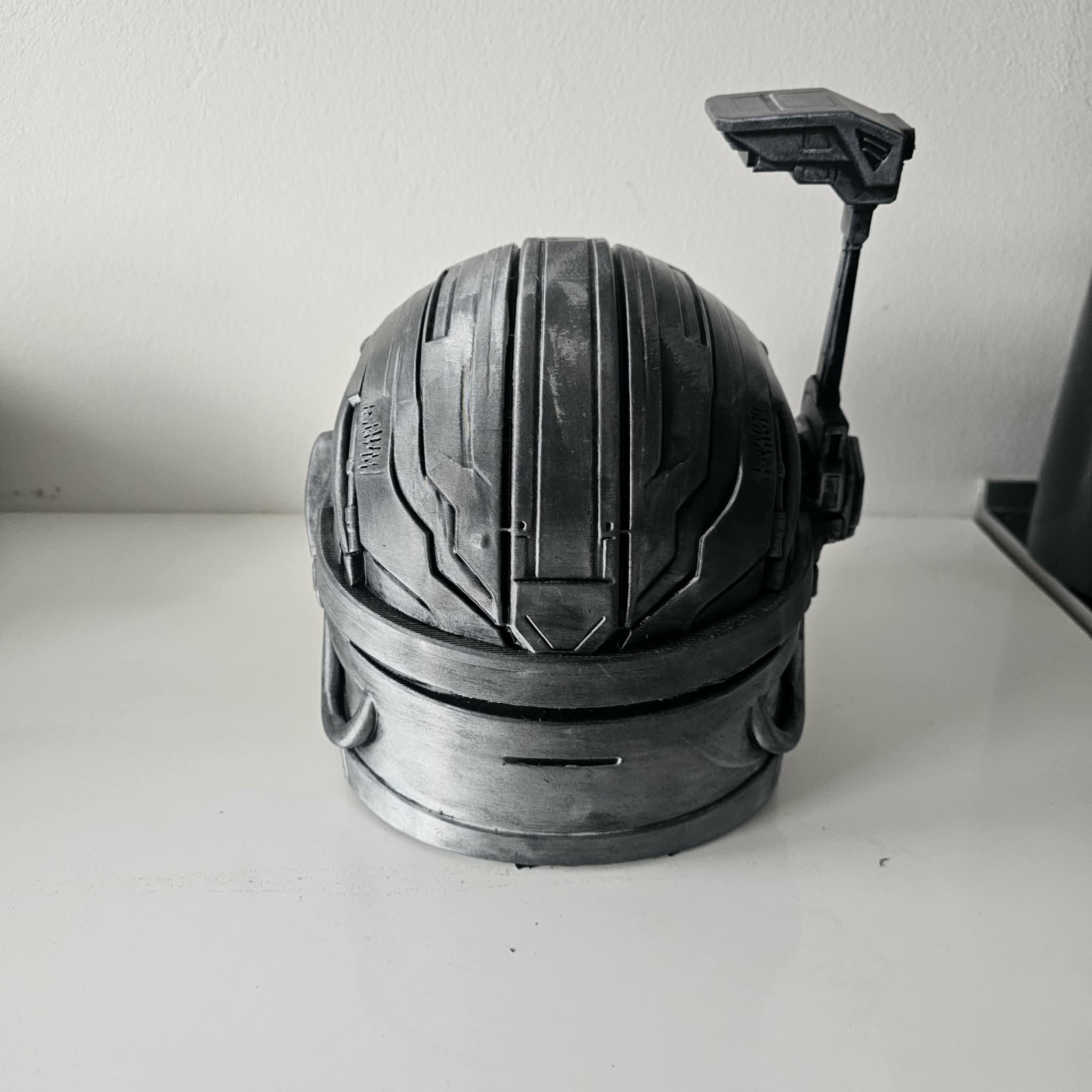 Mandalorian style helmet (cyber punk style), photo 3 of 4 - Mandalorian style helmet (cyber punk style) Props & Cosplay