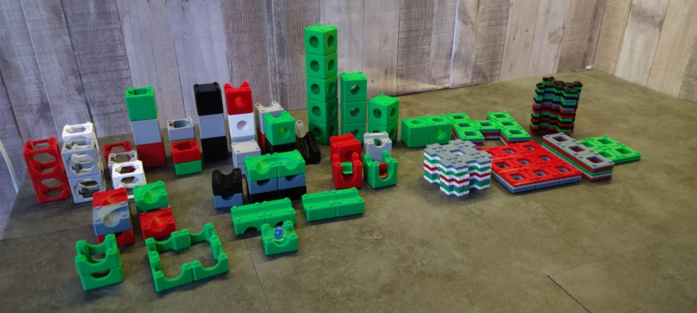 V2.0 - a brick based marbel run fun - Brick-compatible Sets & Minifigures, in stock
