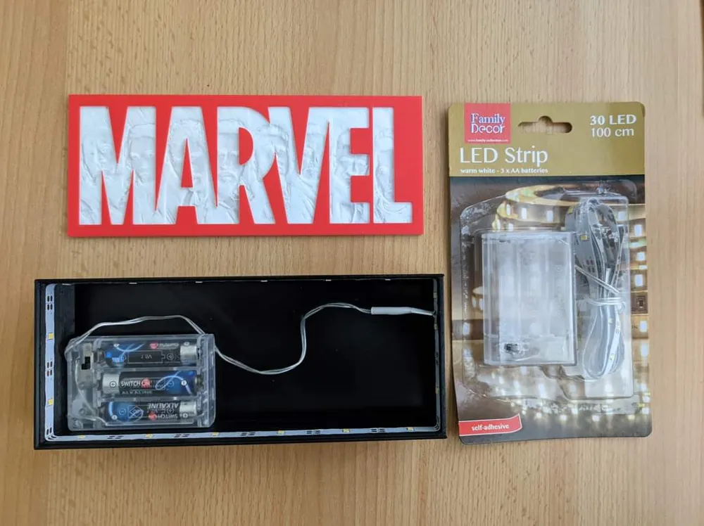 Marvel Lightbox, photo 3 of 4 - Marvel Lightbox Lamps & Lighting