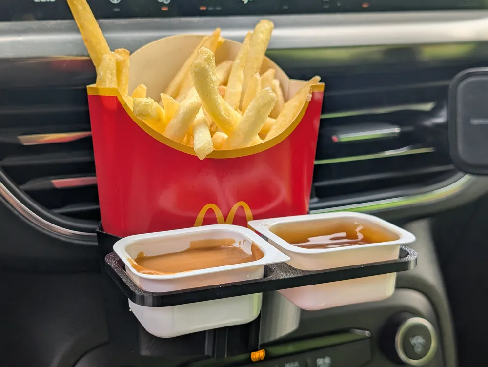McDonald's Fries & Sauces Holder V1, photo 3 of 4 - McDonald's Fries & Sauces Holder V1 Hobby & DIY