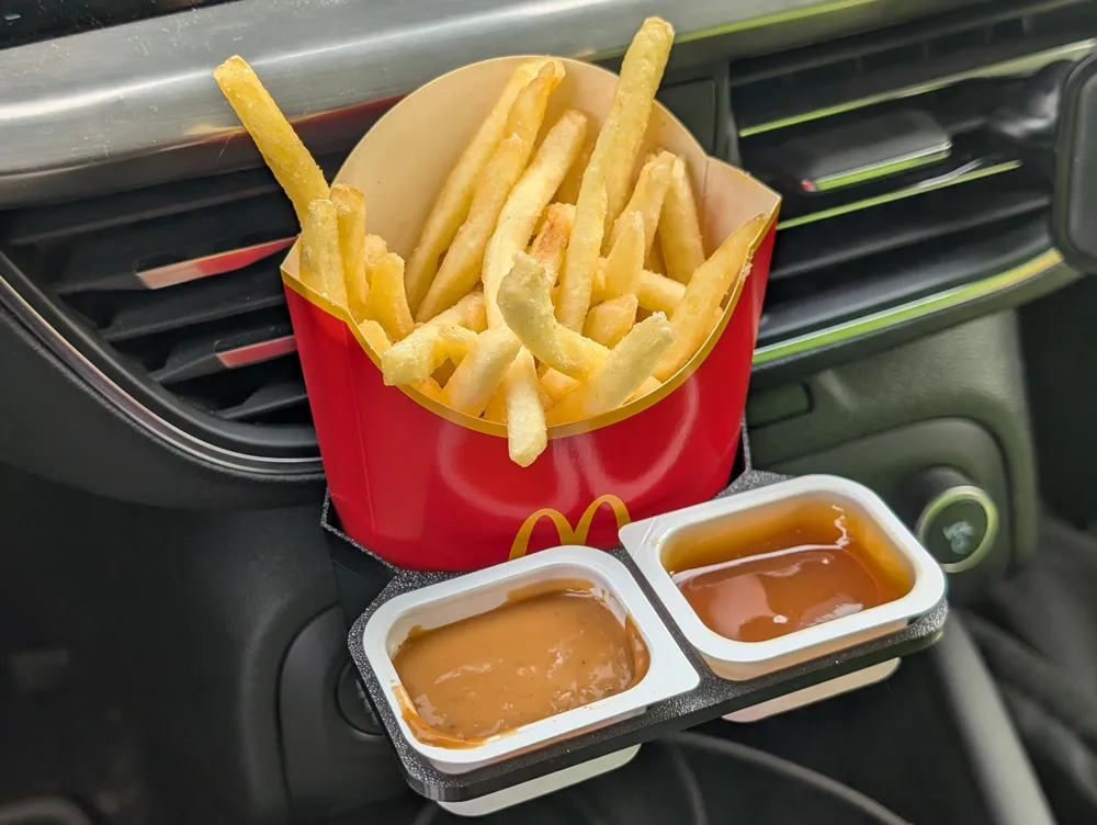 McDonald's Fries & Sauces Holder V1, photo 4 of 4 - McDonald's Fries & Sauces Holder V1 Hobby & DIY