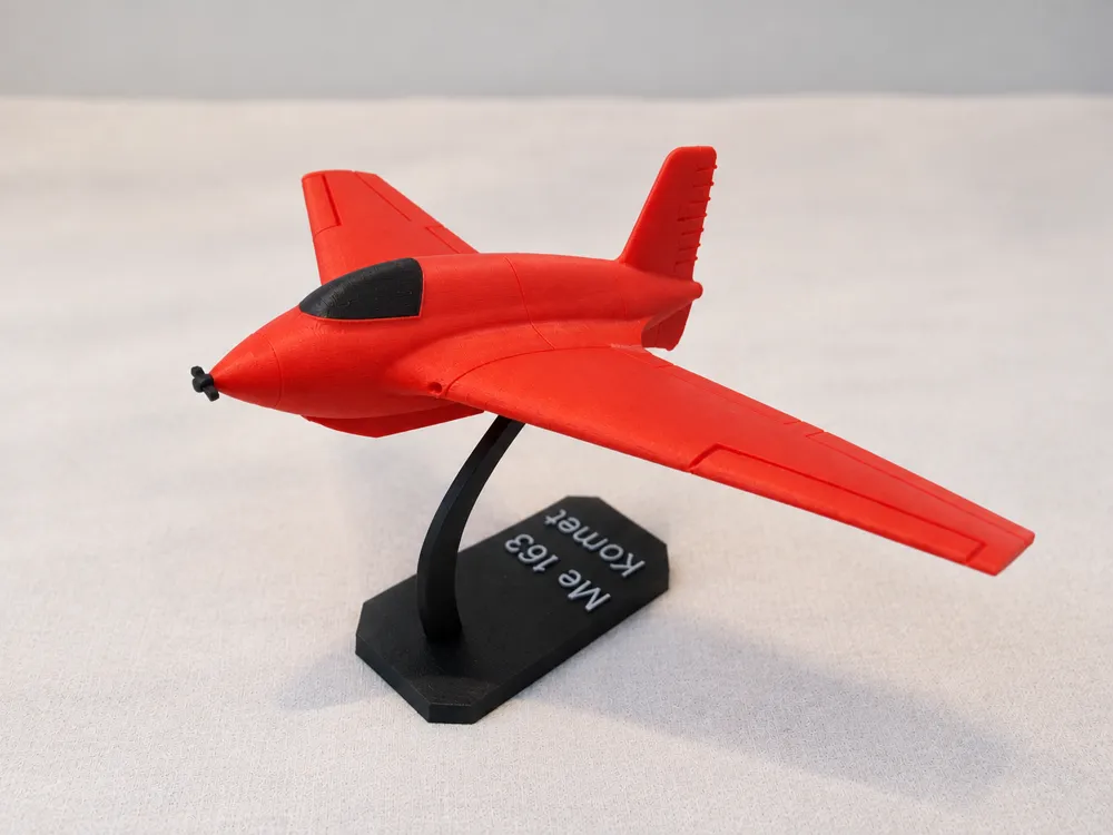 Me.163B Komet Aircraft Model., photo 2 of 4 - Me.163B Komet Aircraft Model. Toys & Games