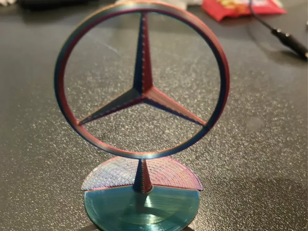 Mercedes Standing Badge