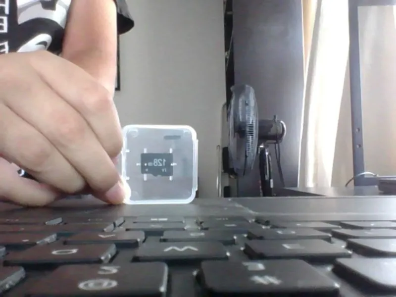Micro SD card holder, photo 2 of 2 - Micro SD card holder Mobile & Device Accessories