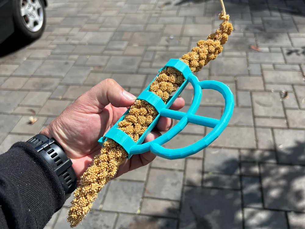 MIllet Holder Fits more cages