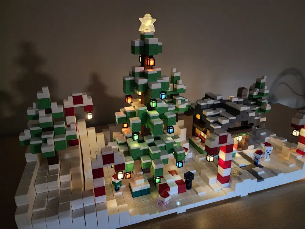 Minecraft-inspired Christmas House, photo 3 of 4 - Nativity Sets & Village Scenes, decor