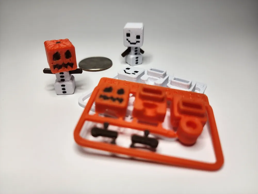 Minecraft-inspired Snow Golem Kit Card/Keychain