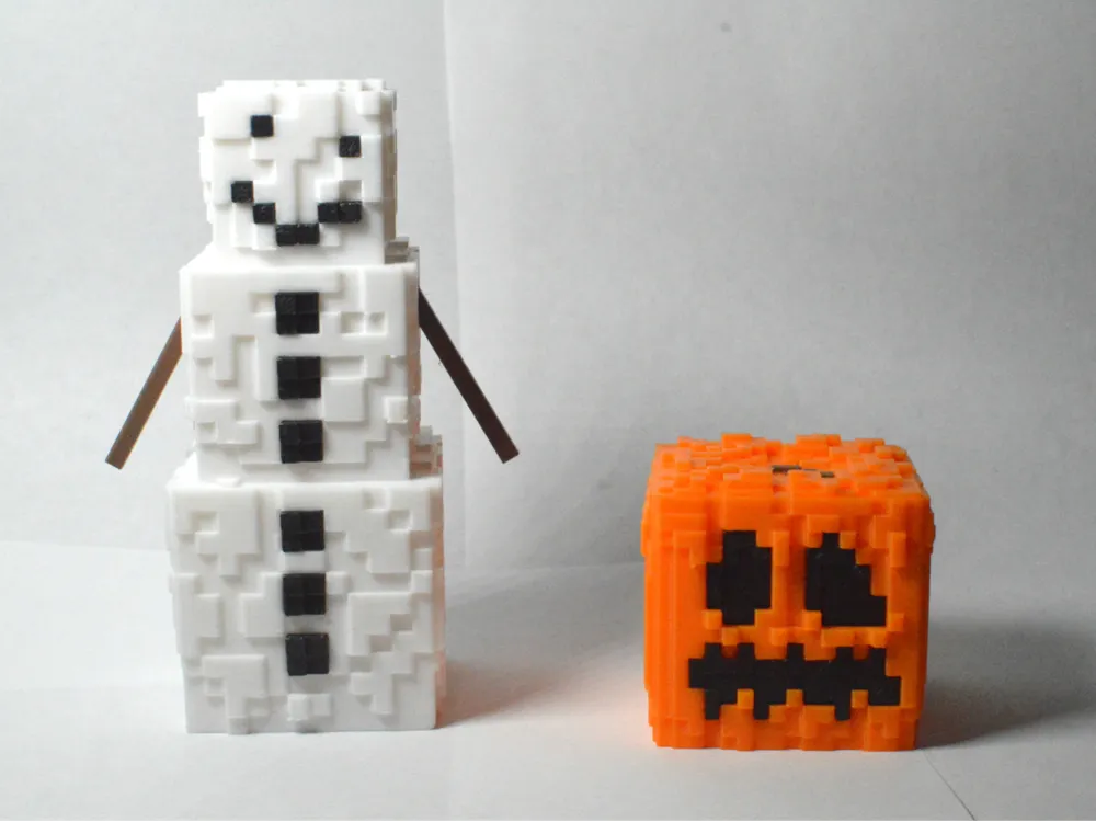 Minecraft Snow Golem with Detachable Pumpkin