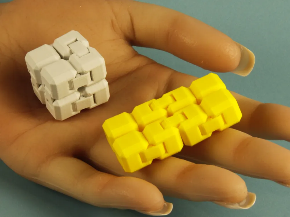Mini Fidget Cube ~8 grams, photo 3 of 4 - Mini Fidget Cube ~8 grams Toys & Games