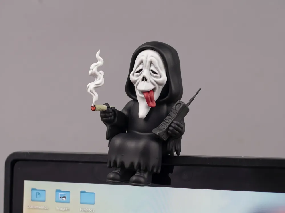 Mini High SCARY Ghost Face, Sitting on Monitor, photo 4 of 4 - Mini High SCARY Ghost Face, Sitting on Monitor Miniatures