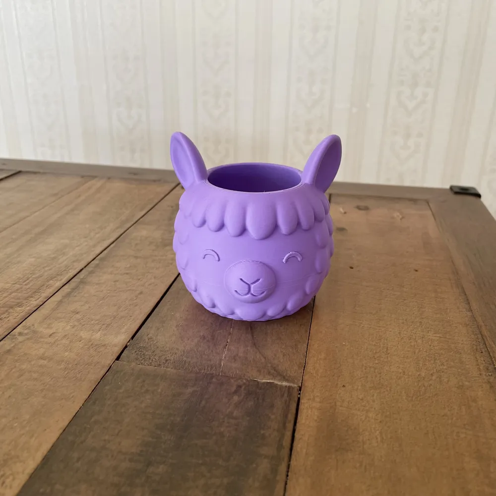 Mini Planter - Llama, photo 2 of 4 - Mini Planter - Llama Garden & Outdoor