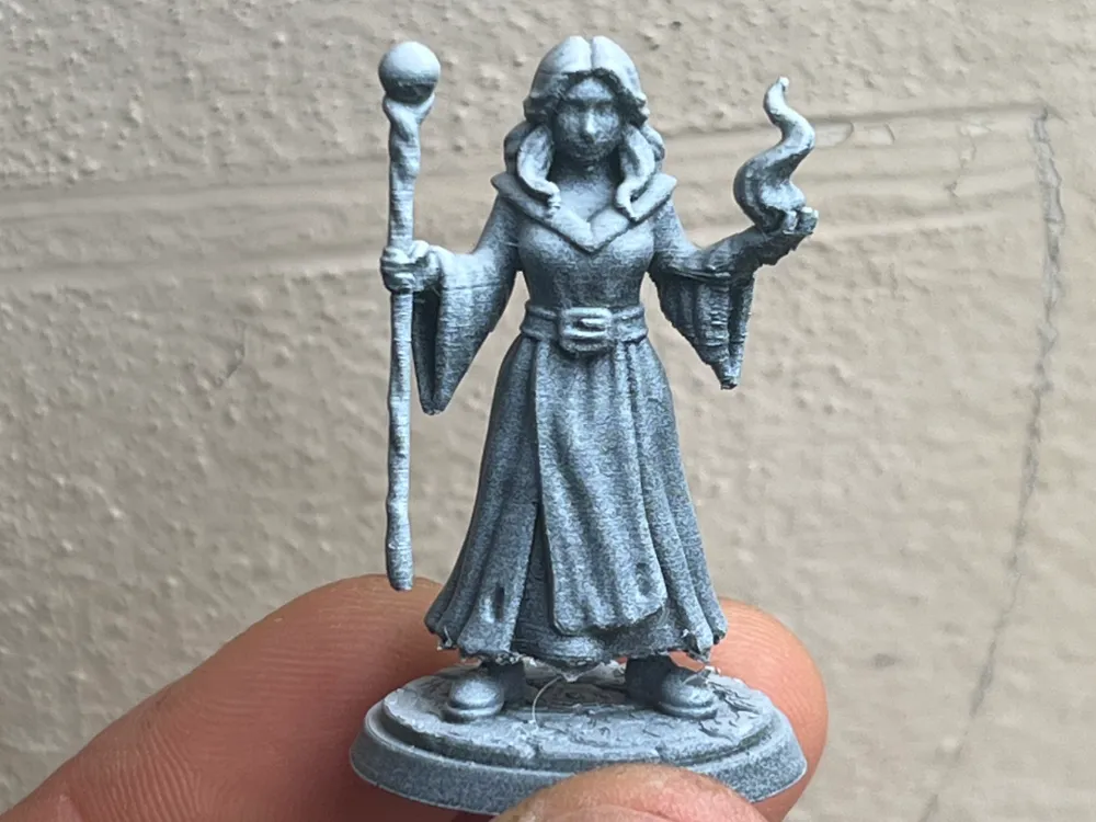miniature magicienne dnd