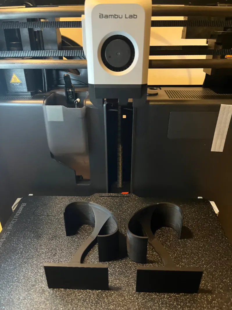 Minimalist Dual Watch Stand, photo 3 of 4 - Minimalist Dual Watch Stand Mobile & Device Accessories