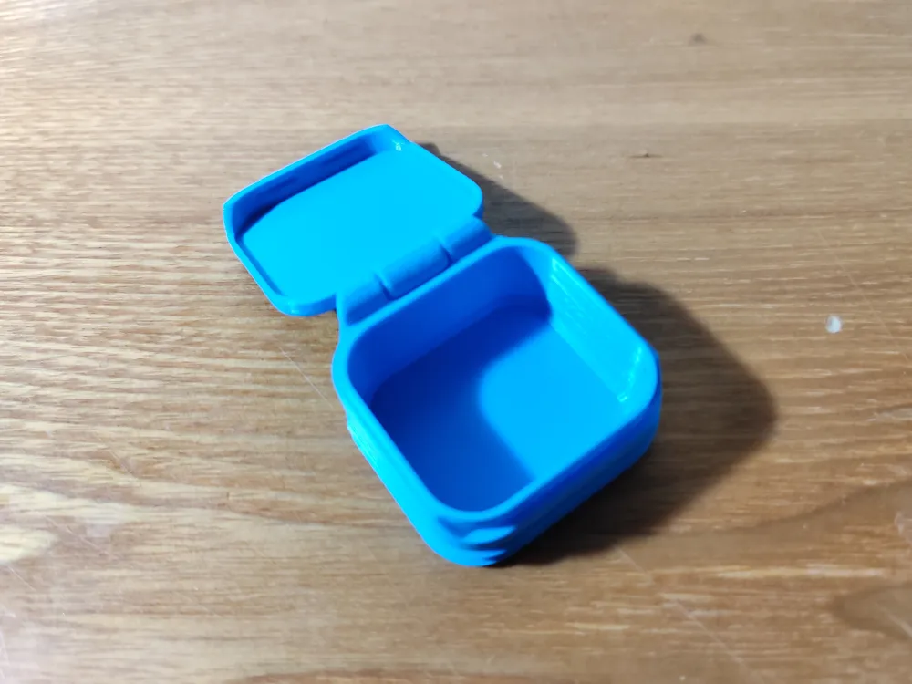 Minimalist Earplug Case, 7.5g, photo 2 of 4 - Minimalist Earplug Case, 7.5g Tools