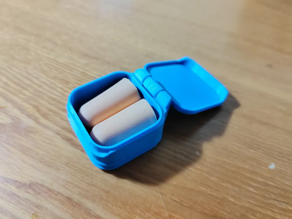 Minimalist Earplug Case, 7.5g, photo 4 of 4 - Minimalist Earplug Case, 7.5g Tools