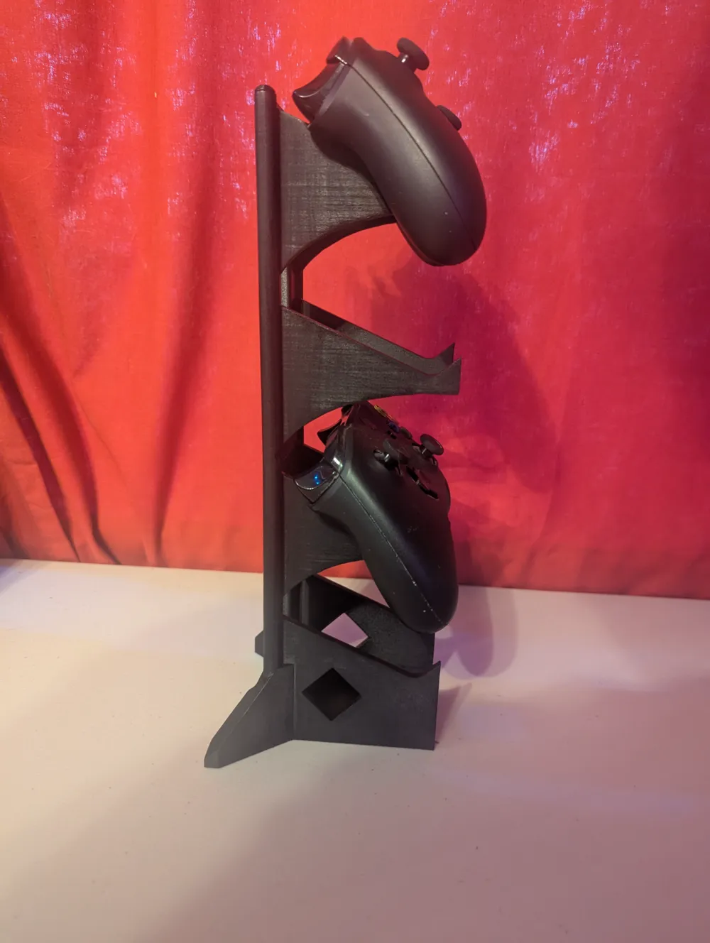 Minimalist Four Controller Stand, photo 3 of 4 - Minimalist Four Controller Stand Tools