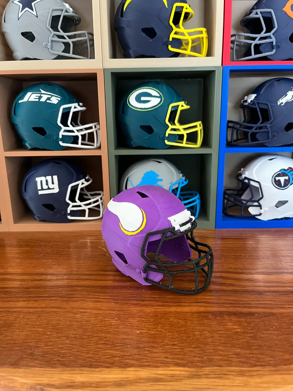 Minnesota Vikings Football Helmet, photo 3 of 4 - Minnesota Vikings Football Helmet Sports & Fitness