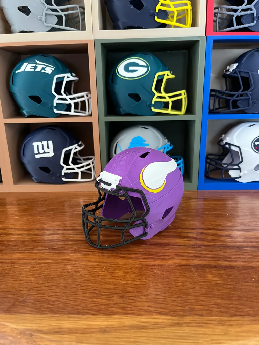 Minnesota Vikings Football Helmet, photo 4 of 4 - Minnesota Vikings Football Helmet Sports & Fitness