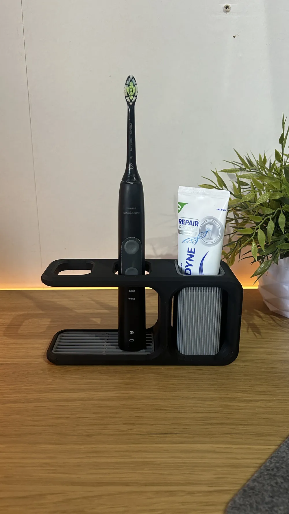 Modern Japandi Toothbrush Stand / Holder 3 Version, photo 4 of 5 - Toothbrush Holders, bathroom organizer