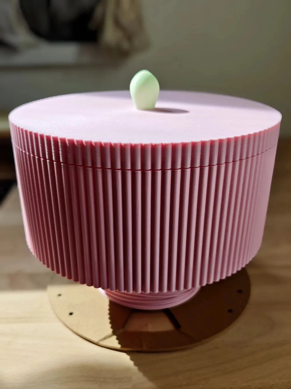 Modern Ribbed Jewelry Box, photo 3 of 4 - Modern Ribbed Jewelry Box Household