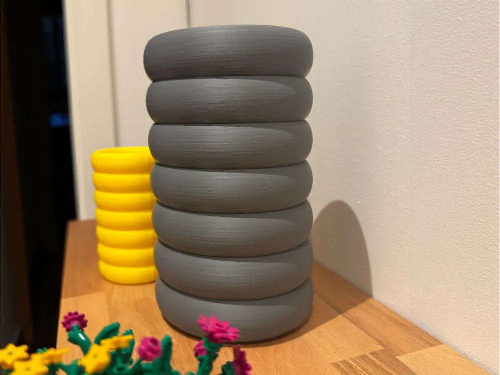 Modern Vase - Decor, in stock in India