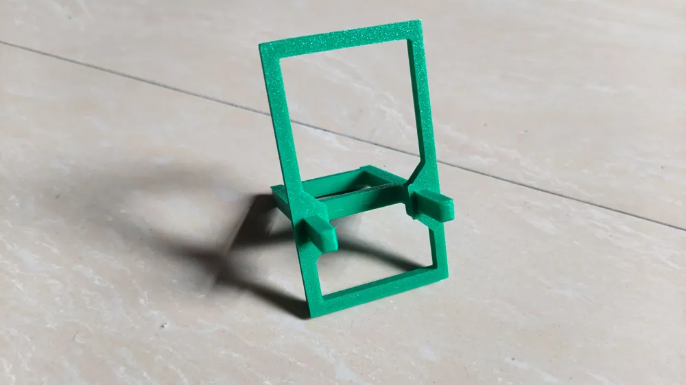 Spliced ​​mobile phone holder, photo 3 of 4 - Spliced ​​mobile phone holder Household