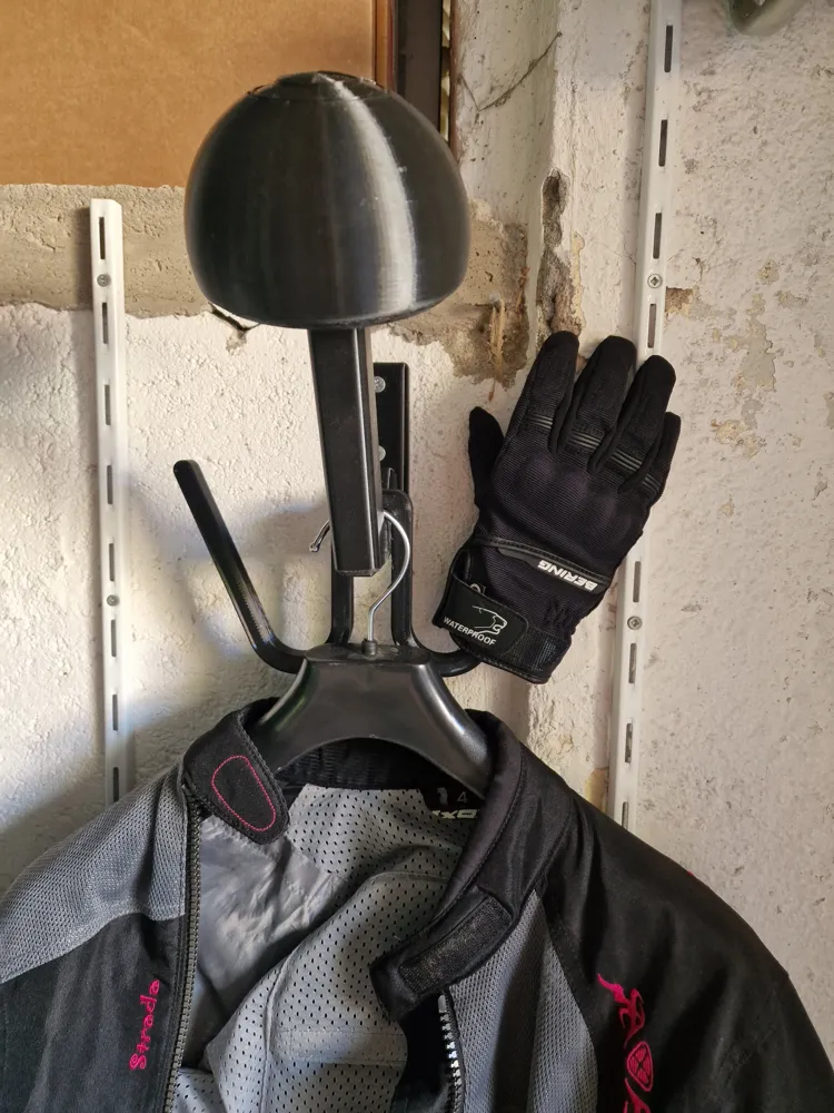 Motorbike Helmet & gloves holder, photo 3 of 4 - Motorbike Helmet & gloves holder Car & Vehicle