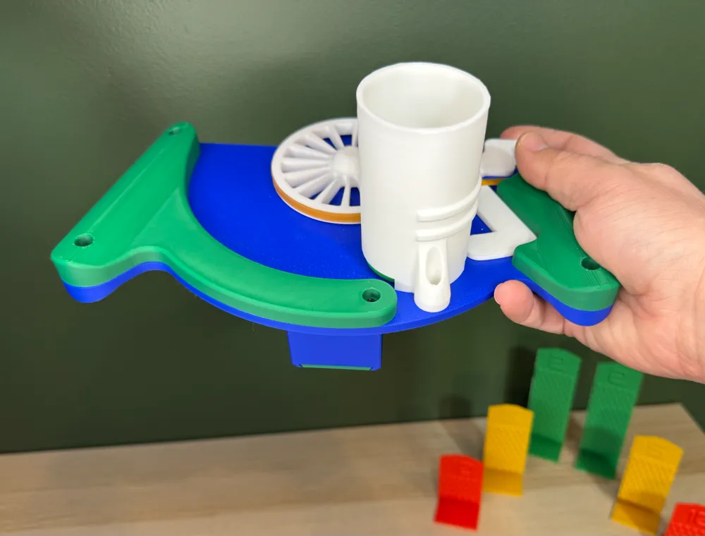 Motorized Disc Launcher - Physics Lesson, photo 2 of 4 - Motorized Disc Launcher - Physics Lesson Toys & Games