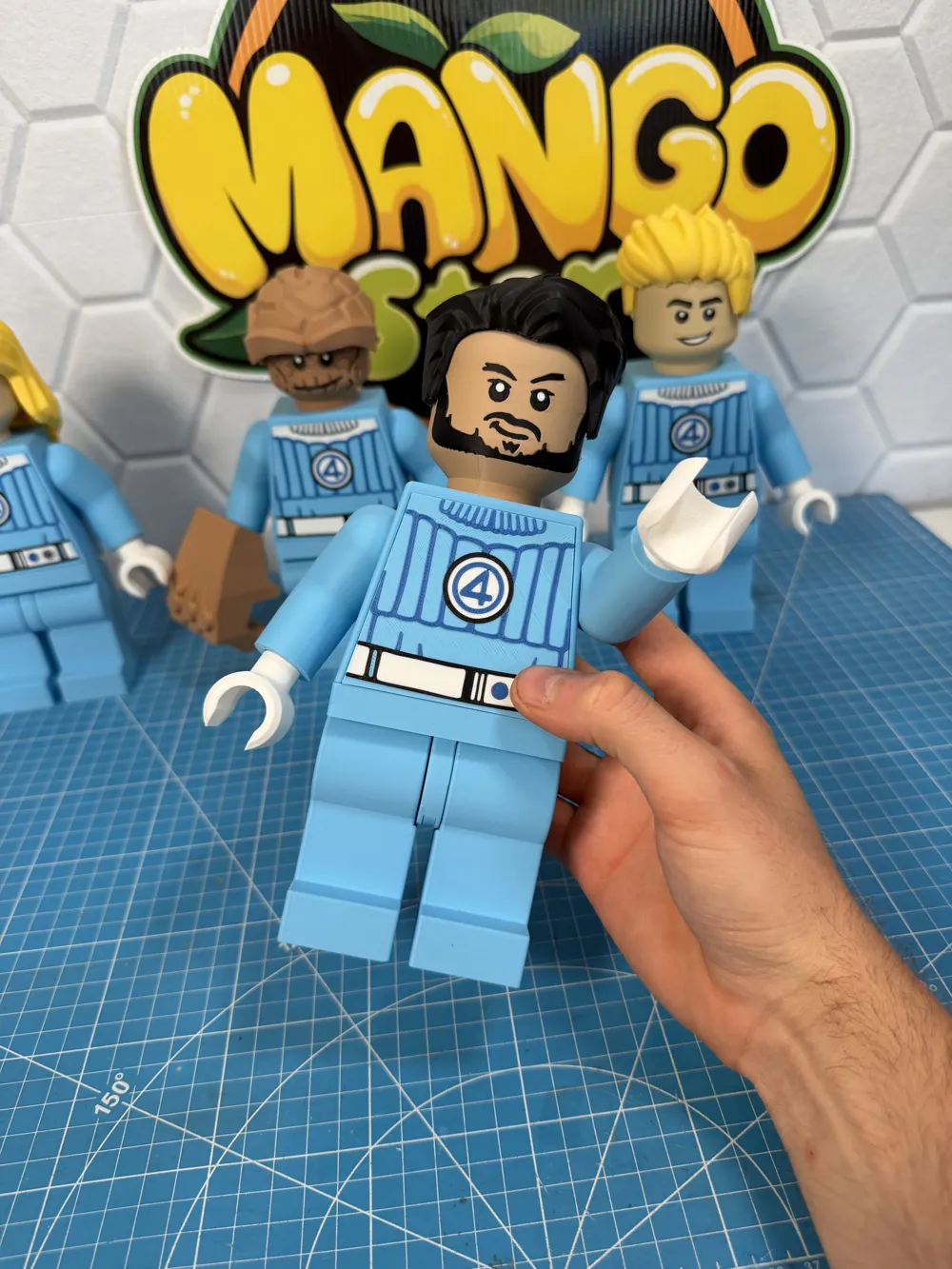 Mr Fantastic - Big Brick Minifigure 500% Four, photo 3 of 4 - Mr Fantastic - Big Brick Minifigure 500% Four Toys, Games & Hobbies