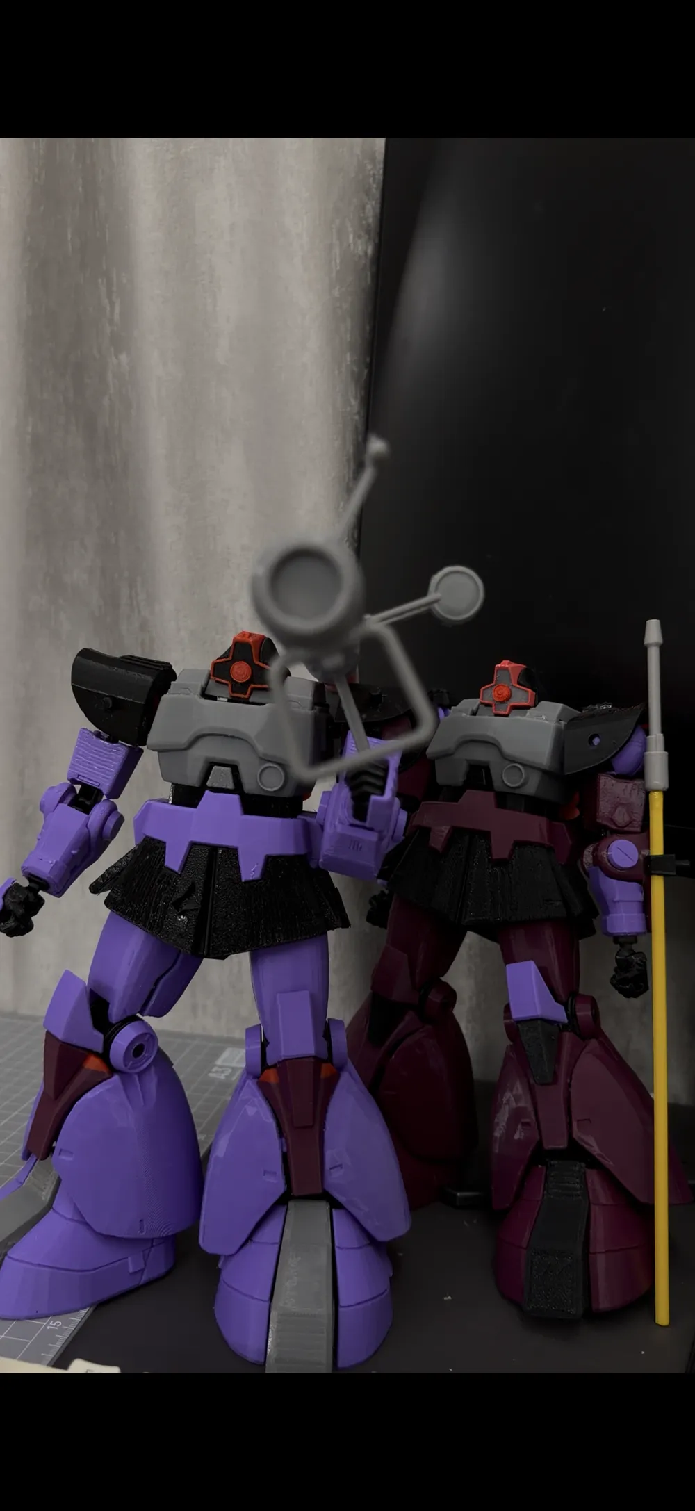 MS-09 Dom Articulated Model Kit, photo 3 of 4 - MS-09 Dom Articulated Model Kit Toys & Games