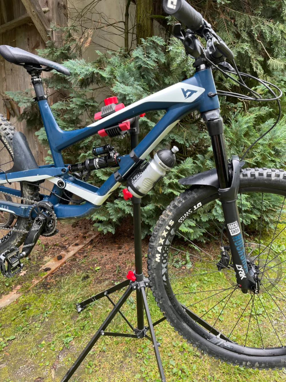 MTB Bottle Holder, photo 3 of 4 - MTB Bottle Holder Hobby & DIY