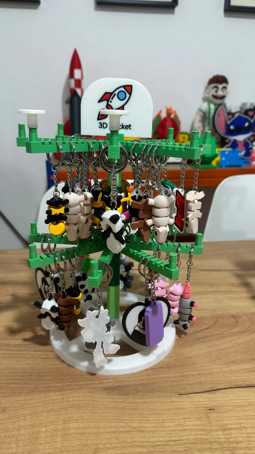 Multifunctional Rotating Display Stand, Keychain, photo 2 of 4 - Fidget Keychains, fusion 360