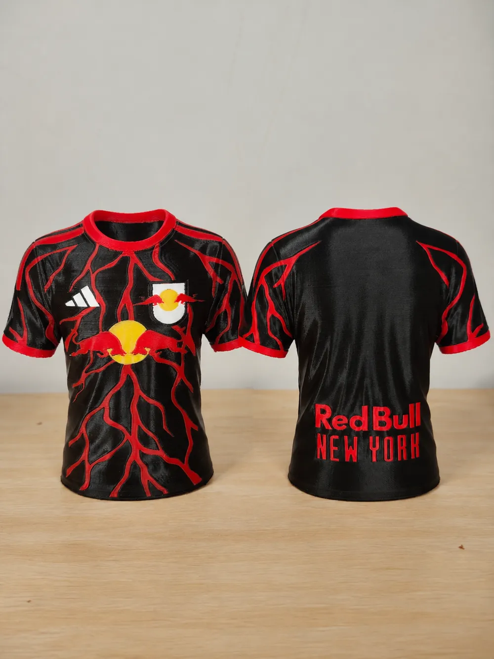 New York RB Jersey, No Names + Emil Forsberg #10, photo 3 of 4 - New York RB Jersey, No Names + Emil Forsberg #10 Miniatures