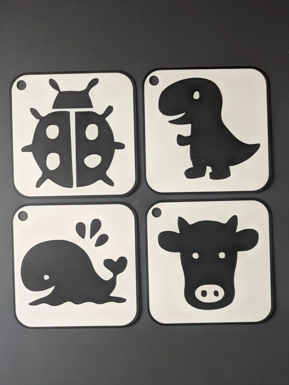 Newborn baby high contrast flashcards and holder, photo 2 of 5 - Classroom & Teaching Aids, toys