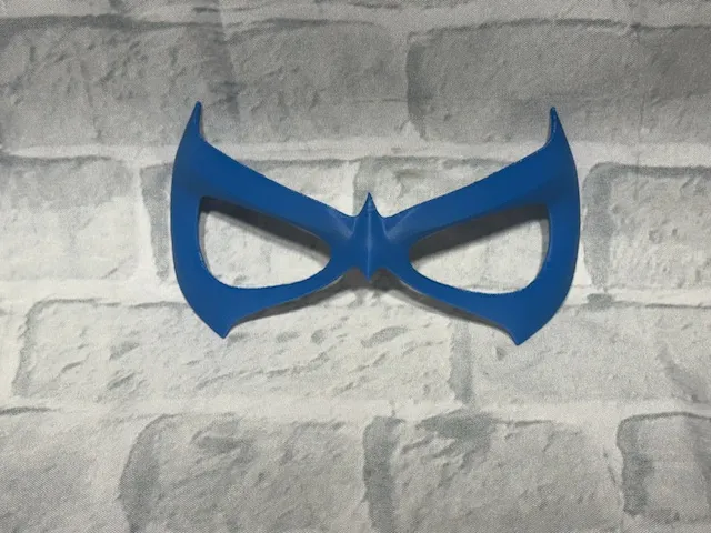 Nightwing Mask, DC Gotham Knights Night Wing Mask, photo 3 of 4 - Nightwing Mask, DC Gotham Knights Night Wing Mask Props & Cosplay
