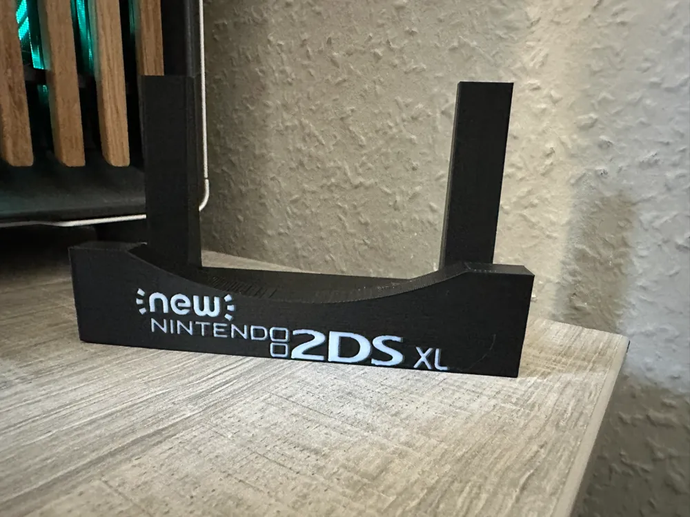 Nintendo 2DS Xl stand, photo 2 of 3 - Nintendo 2DS Xl stand Toys & Games