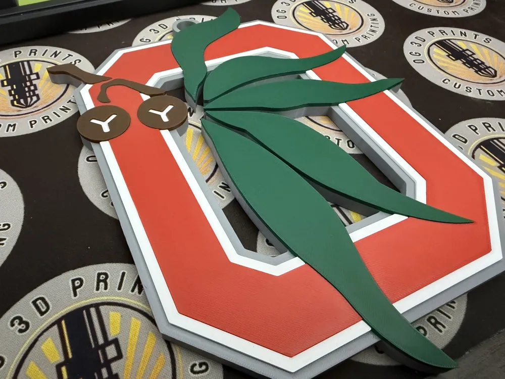 Ohio State Throwback logo chain, photo 2 of 4 - Ohio State Throwback logo chain Home Decor Items
