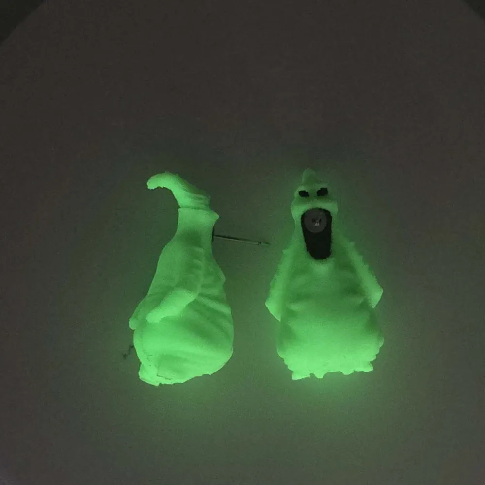 Oogie Boogie Glow-in-the-Dark Chompers, photo 3 of 4 - Oogie Boogie Glow-in-the-Dark Chompers Jewellery & Accessories