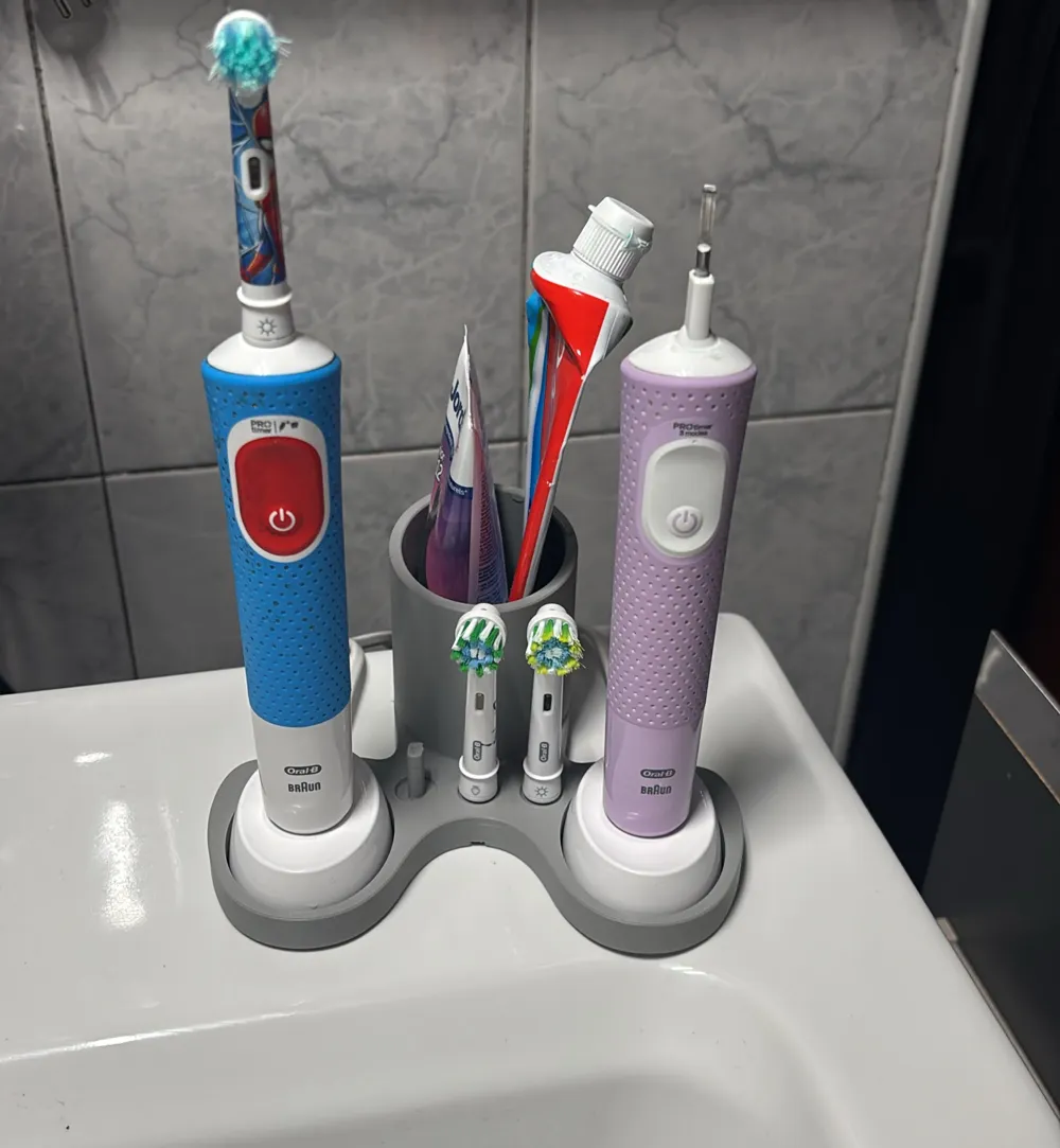 Oral-B Toothbrush Holder, photo 2 of 4 - Oral-B Toothbrush Holder Bath & Personal Care