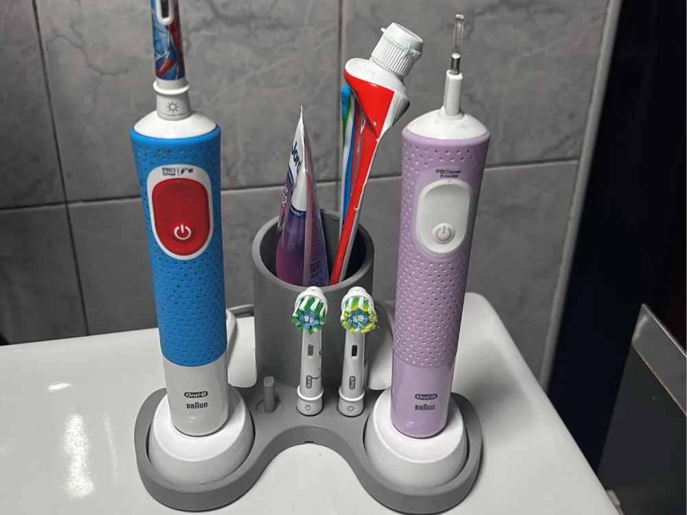 Oral-B Toothbrush Holder - Toothbrush Holders, in stock