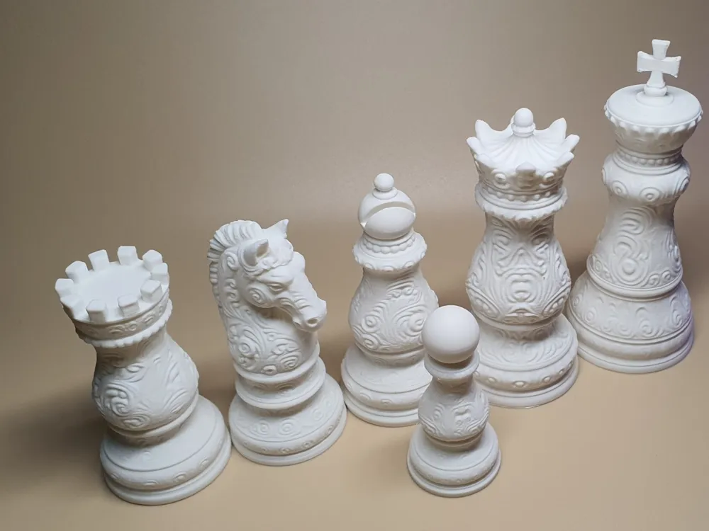 Ornate Chess Set *All main pieces*