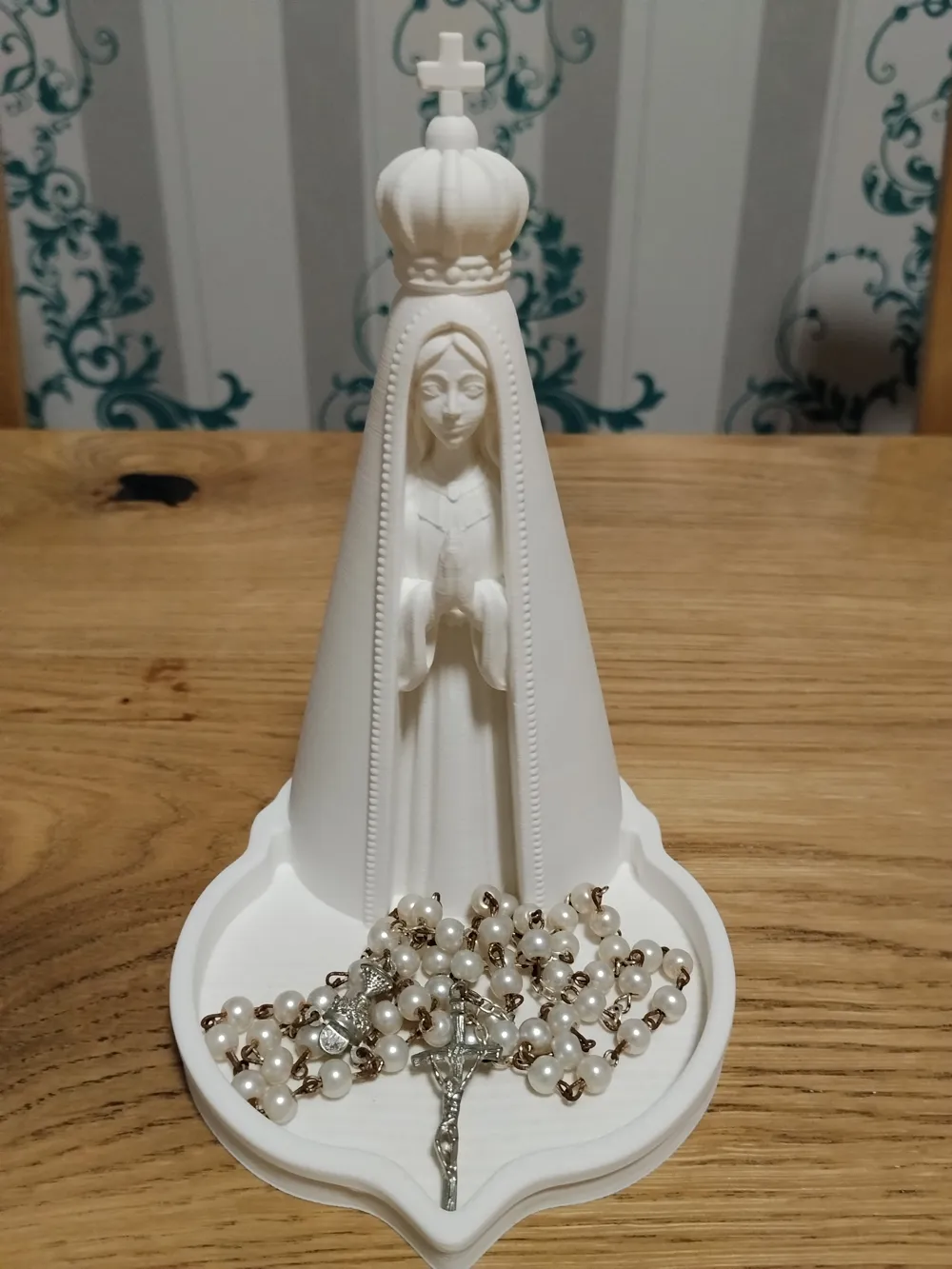 Our Lady of Aparecida Rosary Holder, photo 3 of 5 - Hands & Body Sculptures, mary