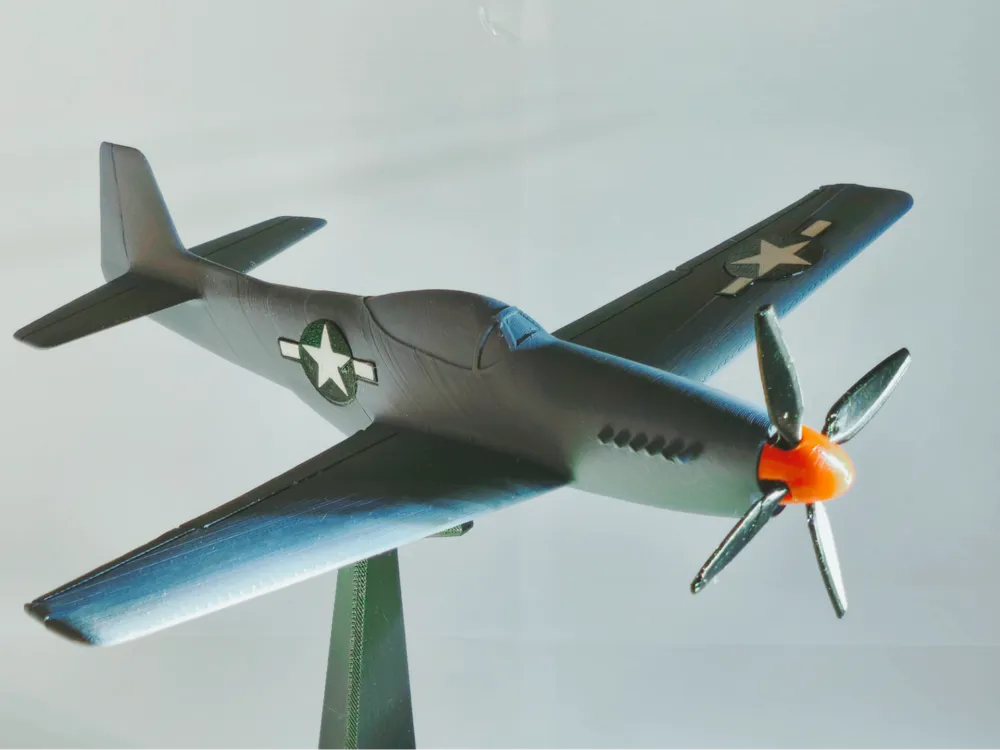 P-51 Mustang Aircraft model - Scale 1:48